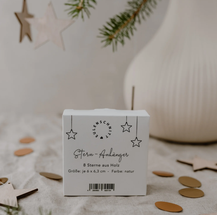 Pendentifs en forme d’étoiles en bois
